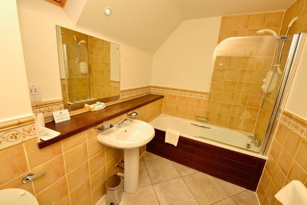 Ryder Cup Lodge Duchally - Free Access To Leisure Club Swimming Pool Hot Tub Steam Room - Starlink Satellite Internet - Sky Glass Now Dog Friendly For 2025 Охтерардер Экстерьер фото